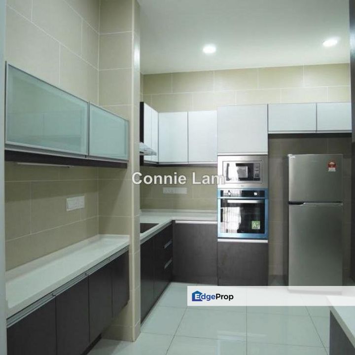 Seven Thompson, Perak, Ipoh