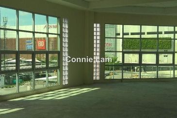 Jalan Pasir Puteh, Station 18