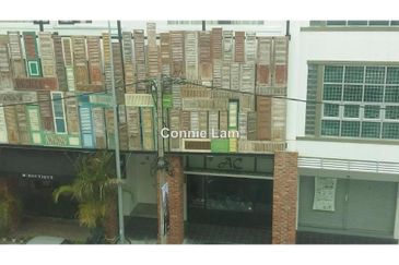 Jalan Pasir Puteh, Station 18