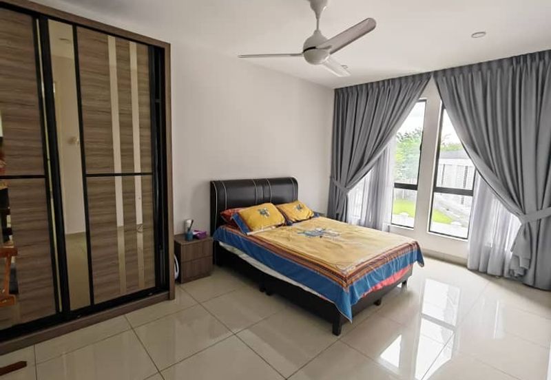 Upper East @ Tiger Lane