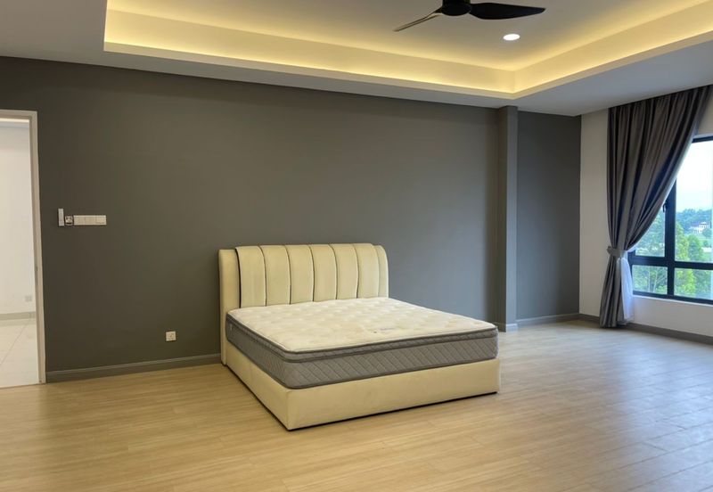 Penthouse at Seven Thompson for rent at prime location Ipoh 