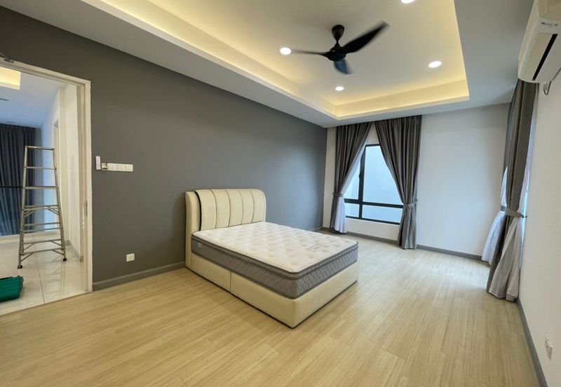 Penthouse at Seven Thompson for rent at prime location Ipoh 