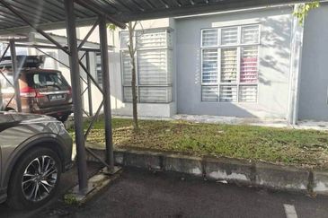 CASA RESIDENCES, CHEMOR