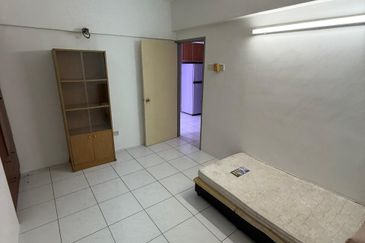 Bukit Jambul Indah Apartment