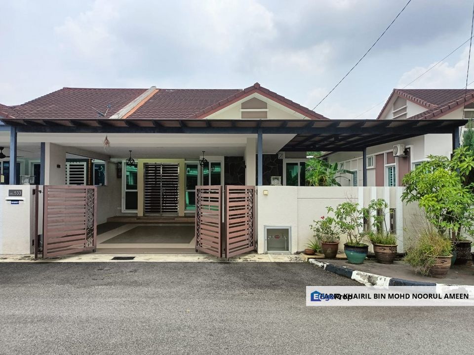 Fully tiles and renovated Single Storey Semi D house for sale in Kulim