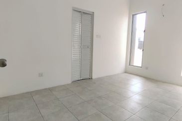 YARRA PARK WESTFIELD