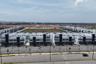 Setia Fontaines Bertam Kepala Batas