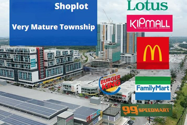 Tangerine Suites @ Sunsuria City