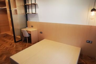 East Residence @ KLGCC