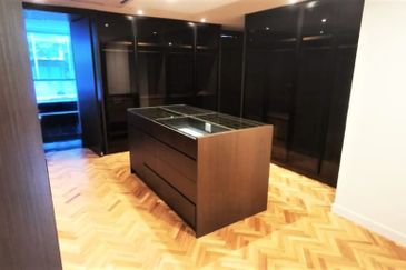 East Residence @ KLGCC