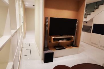 East Residence @ KLGCC