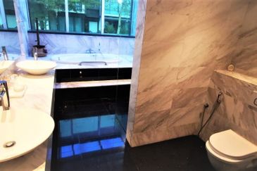 East Residence @ KLGCC