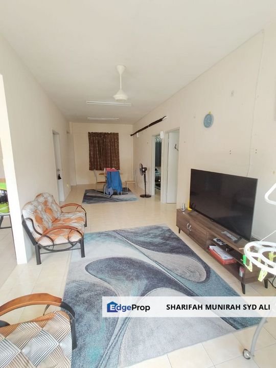 Seremban Putra Apartment Good for Investment for Sale RM178,000 By