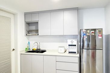 Lakefront Condominium | Emerald Hills @ Alam Damai