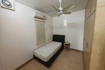 Endah Regal Condominium