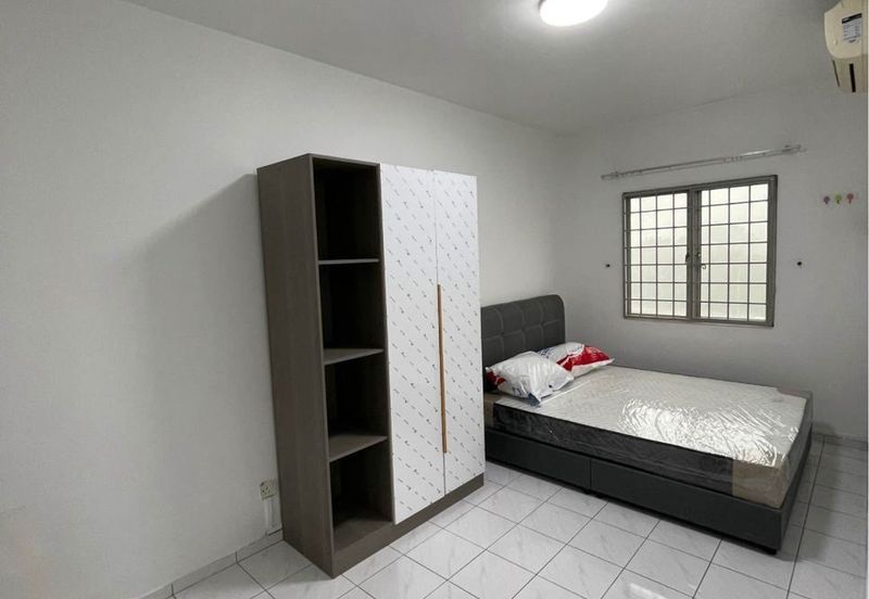 Endah Regal Condominium