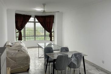 Endah Regal Condominium