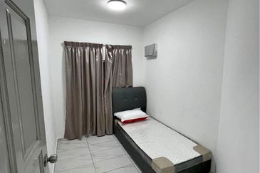 Endah Regal Condominium