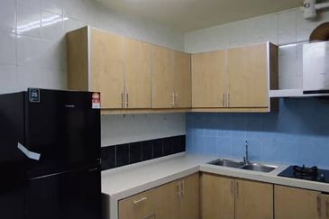 Endah Regal Condominium