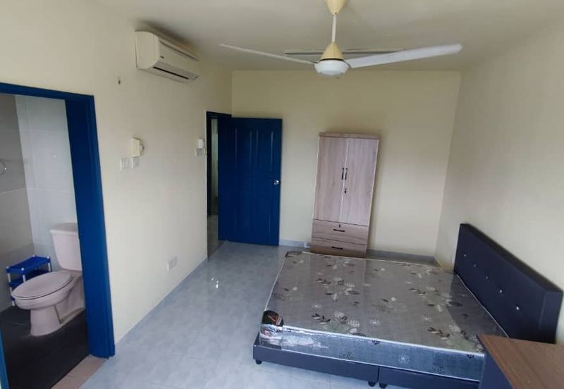 Endah Regal Condominium