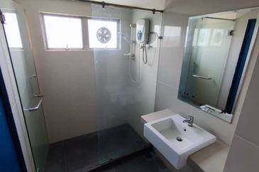 Endah Regal Condominium