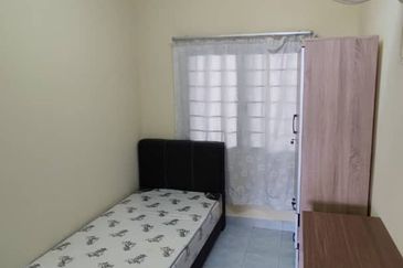 Endah Regal Condominium