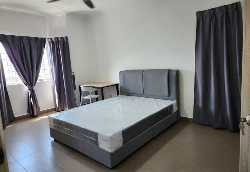 Endah Regal Condominium