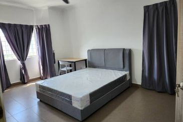 Endah Regal Condominium