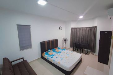 Endah Regal Condominium