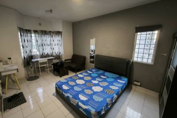 Endah Regal Condominium