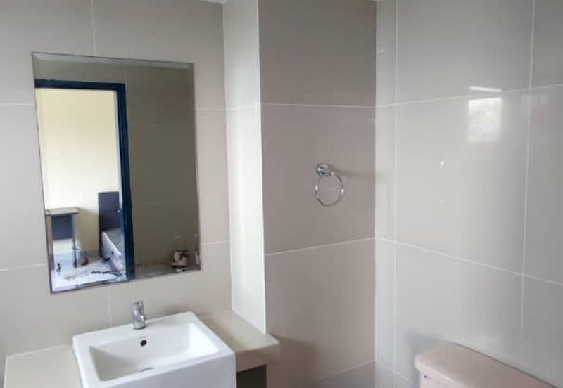 Endah Regal Condominium