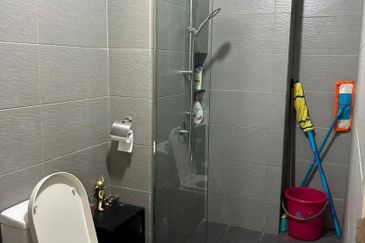 Petalz Residences (Residensi Rimbunan)