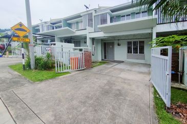 Bandar Baru Salak Tinggi