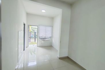 Bandar Baru Salak Tinggi