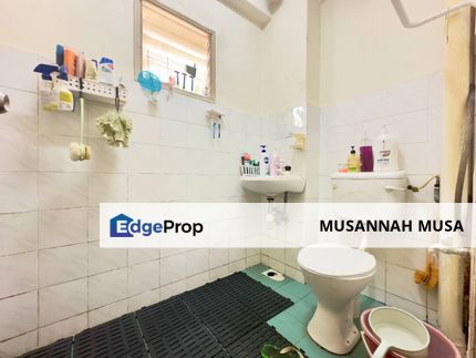 Desa Jati Apartment Fasa 2 Nilai , Negeri Sembilan, Nilai