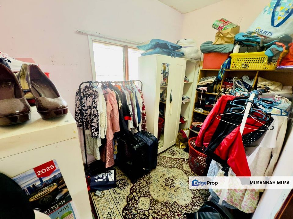 END LOT 2 Storey Terrace Taman Kemboja, Bukit Sentosa Rawang, Selangor, Rawang