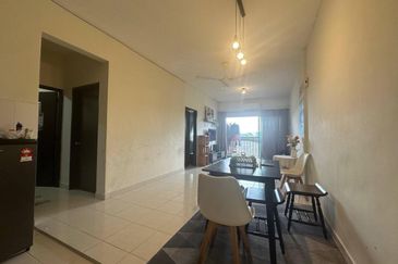 Residensi Warnasari 2