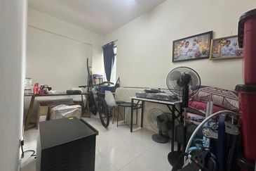 Residensi Warnasari 2