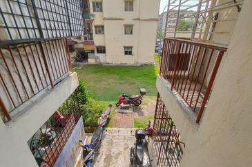 Oakwood Court, Bandar Tasik Puteri