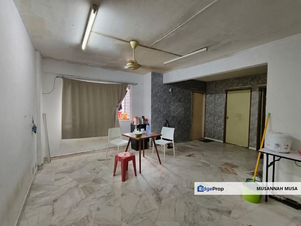 Pangsapuri Kiambang ,Taman Bukit subang,Shah Alam, Selangor, Bukit Subang