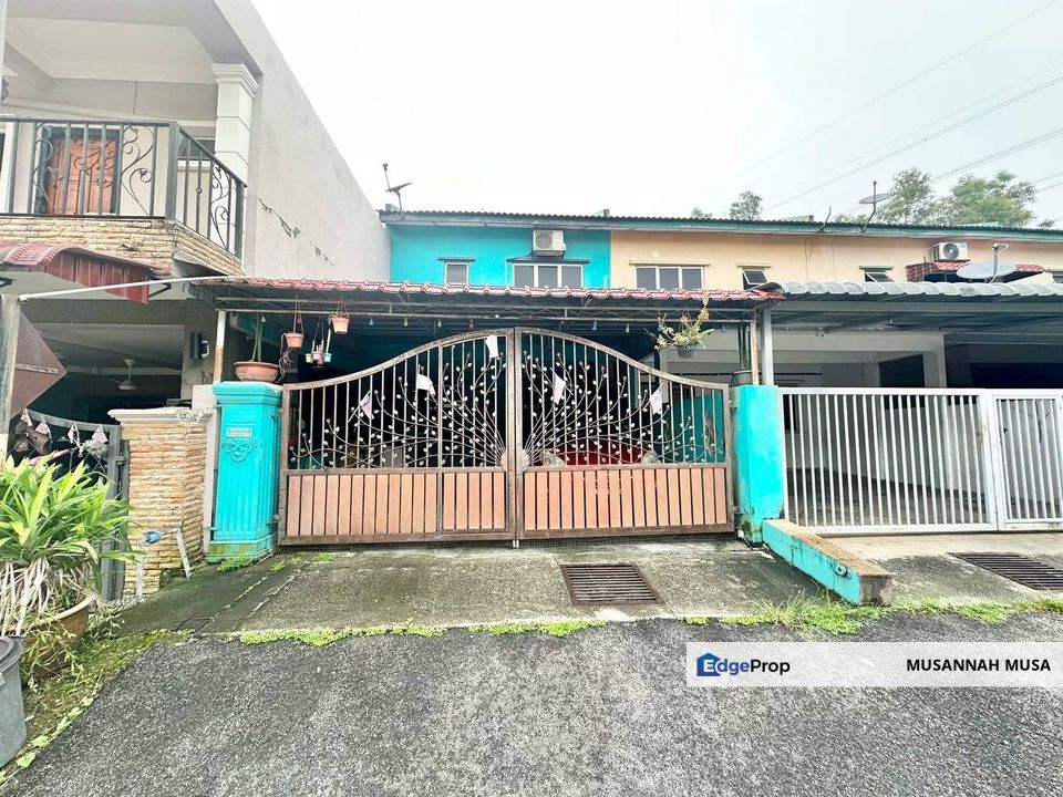 Double Storey Terrace Taman Sri Haneco Semenyih, Selangor, Semenyih