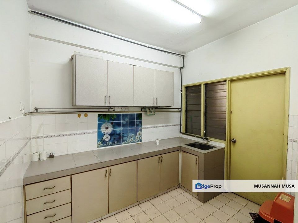 Pangsapuri Waja, Taman Tun Perak, Cheras Selangor, Selangor, Cheras