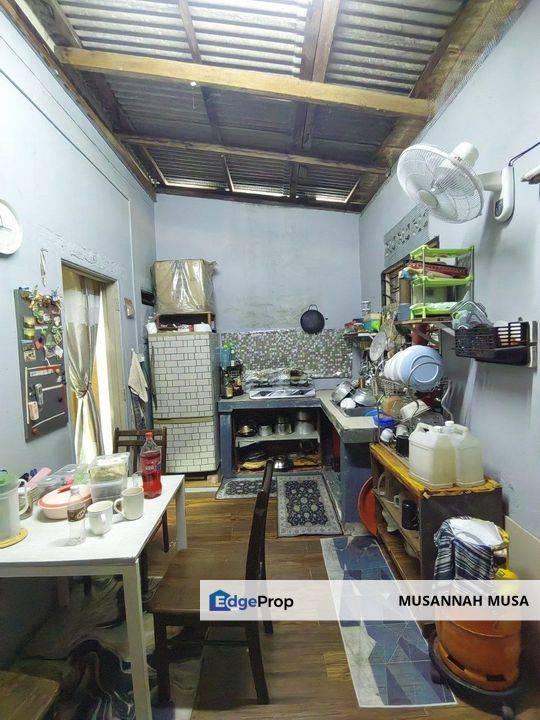 Double Storey Terrace Taman Sri Haneco Semenyih, Selangor, Semenyih