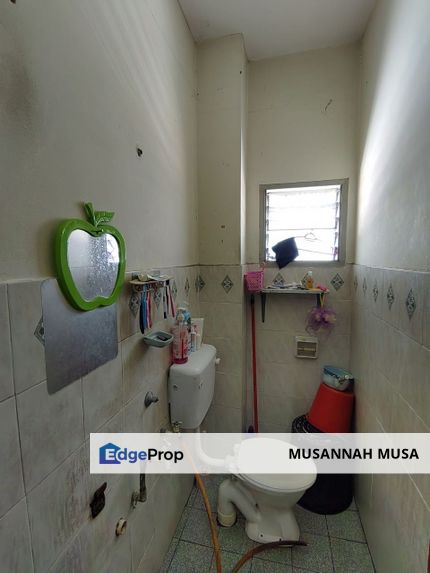 Double Storey Terrace Taman Sri Haneco Semenyih, Selangor, Semenyih