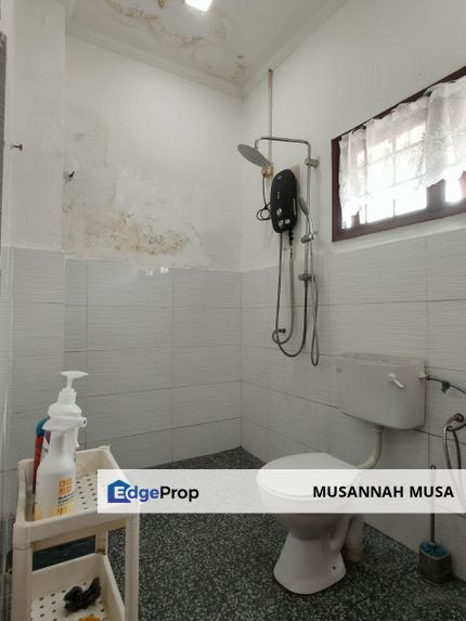 Double Storey Terrace Intermediate @ Taman Cempaka, Ampang  68000 Selangor. (Near LRT) , Selangor, Ampang