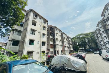 Desa Petaling Flat
