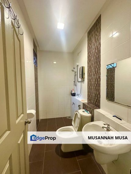 Double Storey Semi D Anjung Suasana Bandar Seri Putra Bangi, Selangor, Bangi