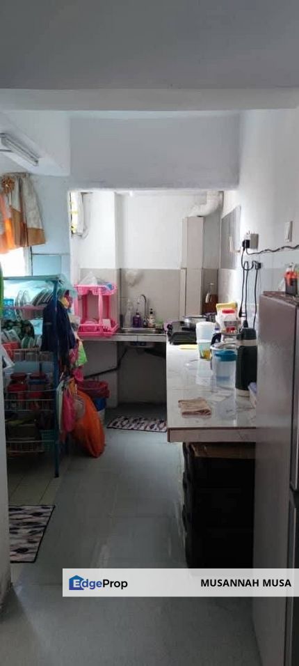 Pangsapuri Pelangi Damansara.(Blok B) . Kota Damansara.Petaling Jaya, Selangor, Kota Damansara