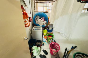 Endah Regal Condominium