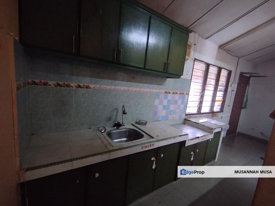 SINGLE STORY TMN DESA SENTOSA, BDR BARU BANGI, Selangor, Bangi